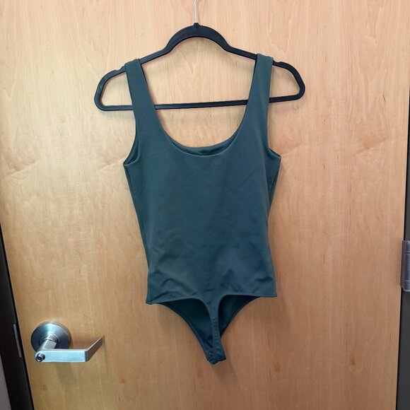 Express Body Contour Bodysuit Forest Green Small - Picture 4 of 4